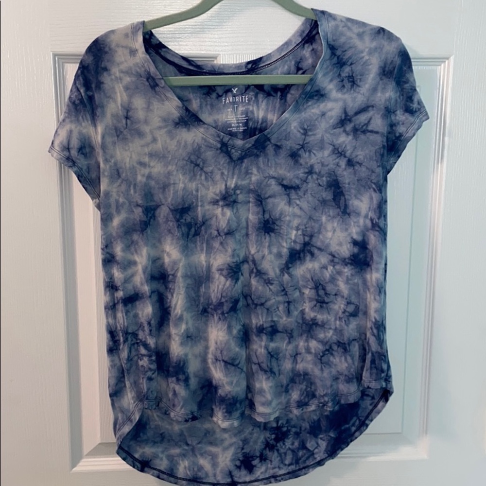 American Eagle Favorite T shirt